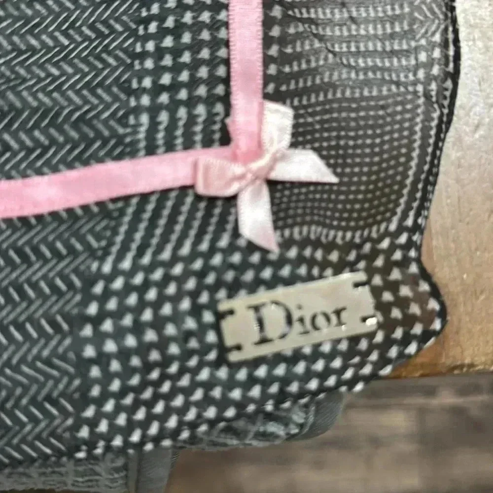 CHRISTIAN DIOR 55 SCARF  0113